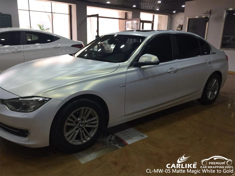 CARLIKE CL-MW-05 MATTE MAGIC WHITE TO GOLD VINYL FOR BMW