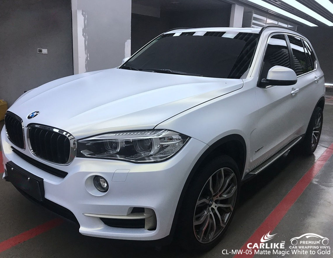 CARLIKE CL-MW-05 MAGIC CHAMELEON MATTE WHITE TO GOLD VINYL FOR BMW