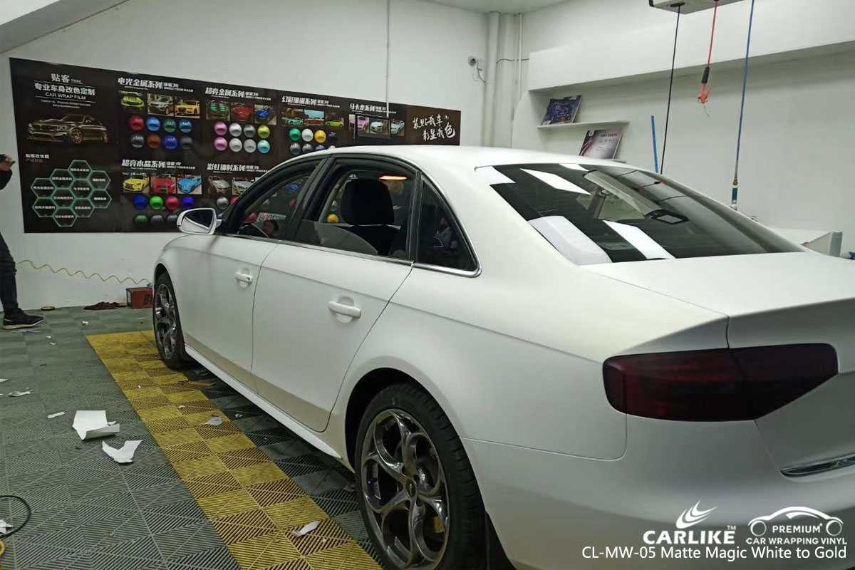 CARLIKE CL-MW-05 MATTE MAGIC WHITE TO GOLD VINYL FOR AUDI