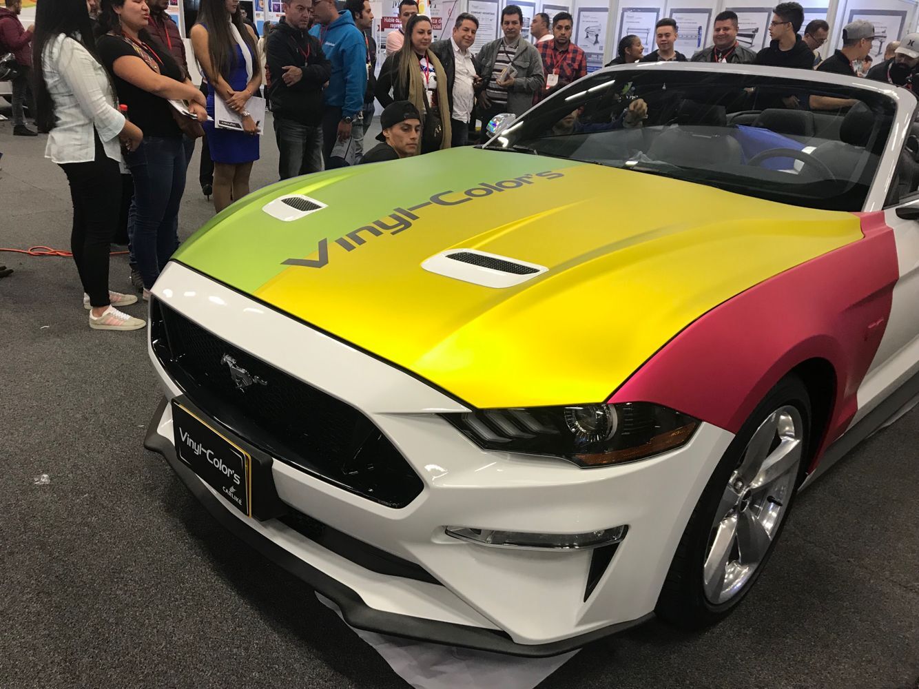 CARLIKE Premium+ Car Wrapping Vinyl joins hands with Vinyl Color's attending Andigráfica 2019 in Bogotá Colombia