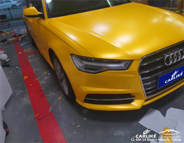 CL-EM-14 carro eletro metálico amarelo que envolve o vinil para Audi