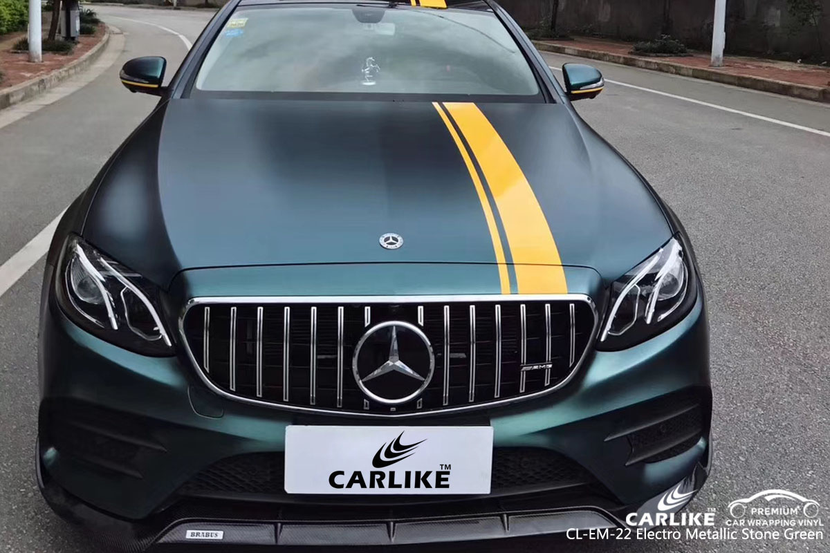 Kuru vinil çıkartmaların yerleştirilmesi