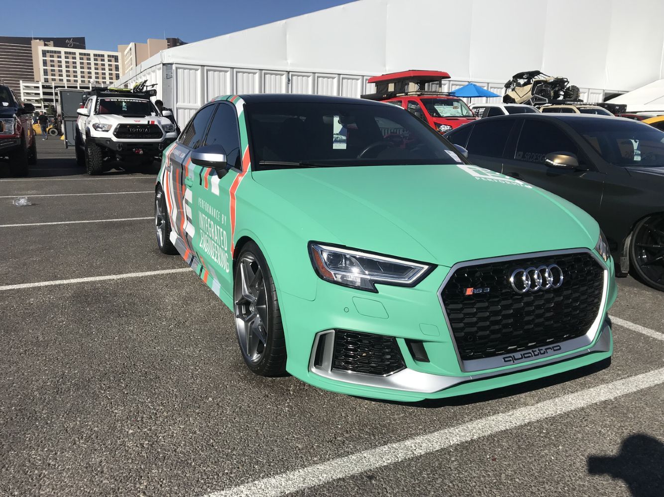 2019 SEMA SHOW DAY 2: SINO GROUP CARLIKE™ Vinyl Wrap On The Show