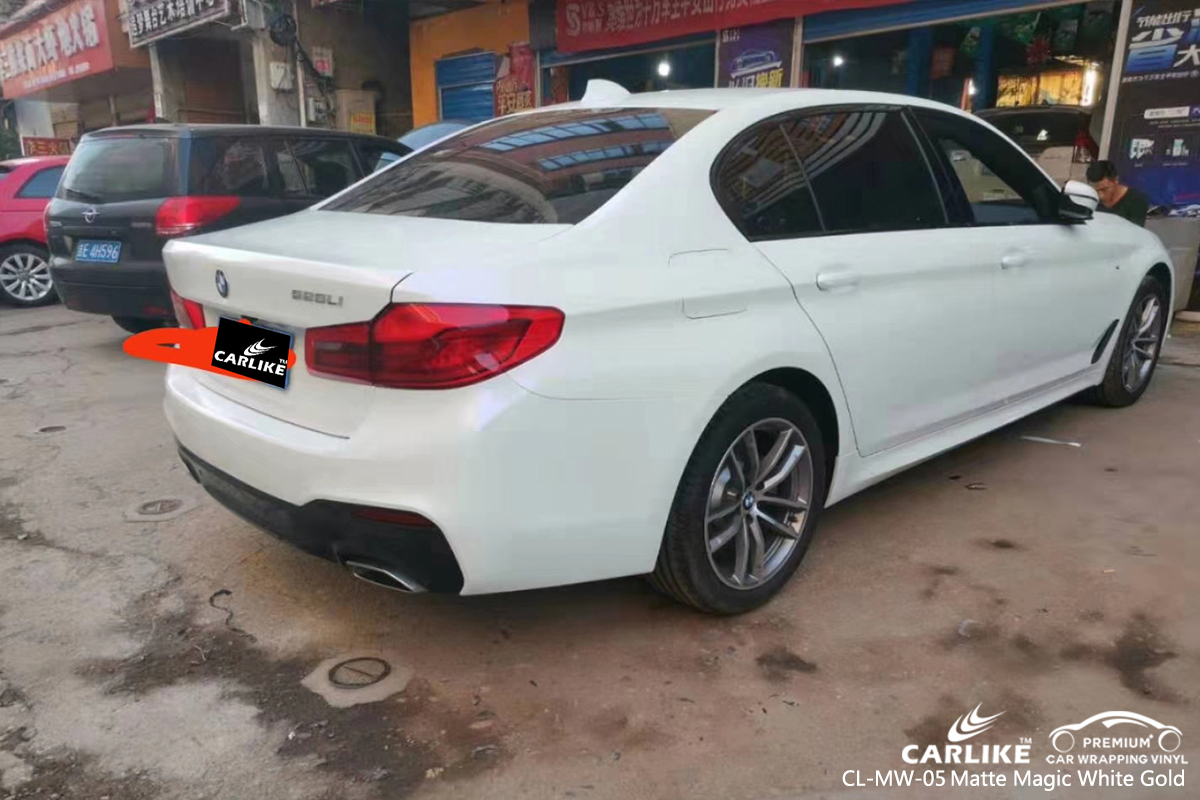 CL-MW-05 matte magic white to gold car wrapping for BMW Vermont