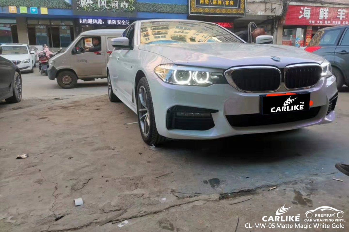 CL-MW-05 matte magic white to gold car wrapping for BMW Vermont