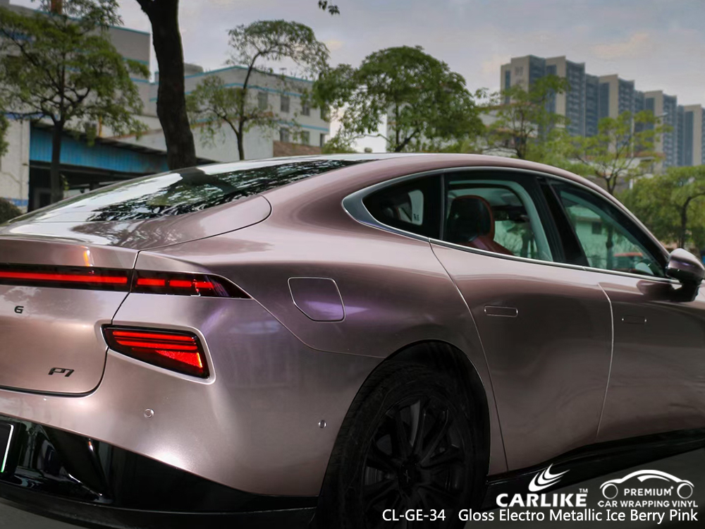 Otomatik gövde kaplamadan sonra araba renk değişikliği vinil filmi için önlemler