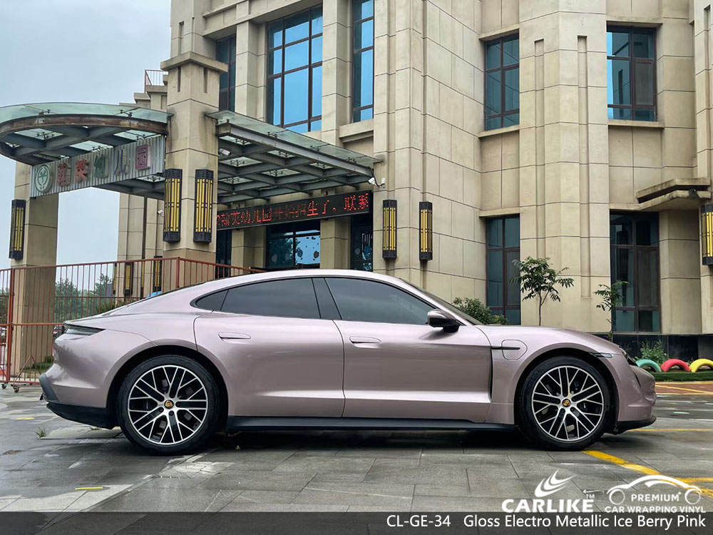 Arabanızı boyamak mı yoksa sarmak mı daha iyi?