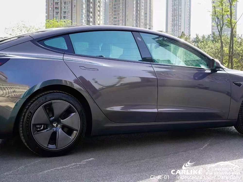 CL-IL-01 Yanardöner Lazer Koyu Gri Vinil Araç Kaplaması TESLA Fabrikası