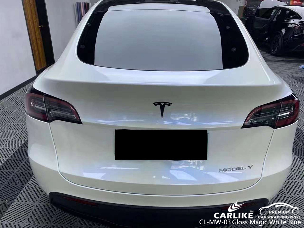 CL-MW-03 Parlak Sihirli Beyaz Mavi Vinil Araç Kaplaması TESLA üreticisi