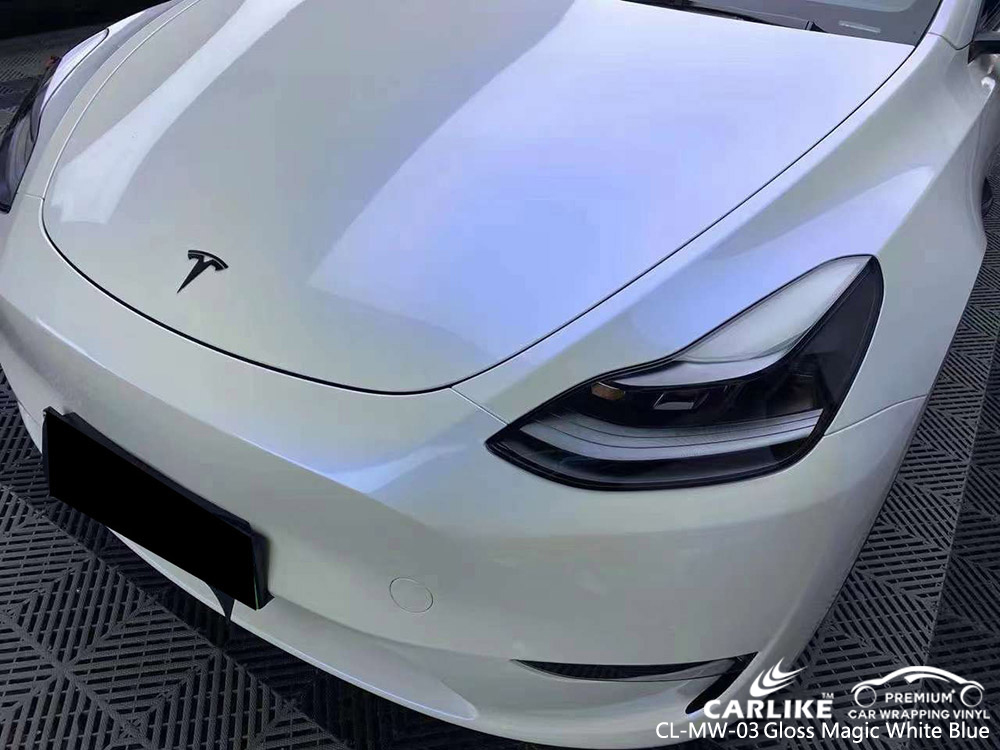 CL-MW-03 Parlak Sihirli Beyaz Mavi Vinil Araç Kaplaması TESLA üreticisi