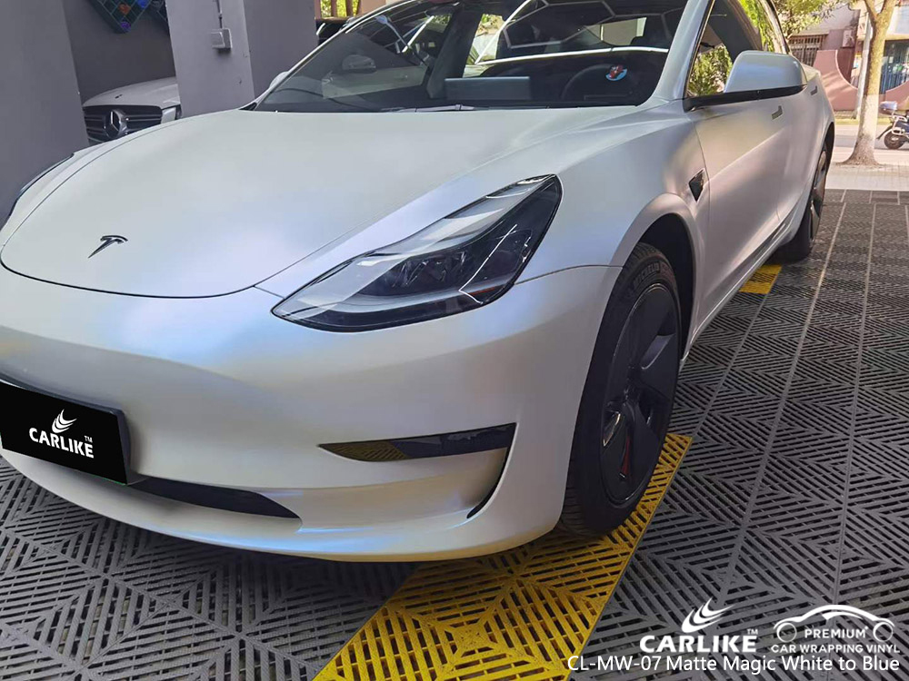 CL-MW-07 Mat Sihirli Beyaz Mavi Vinil Araç Kaplama TESLA Üreticisi